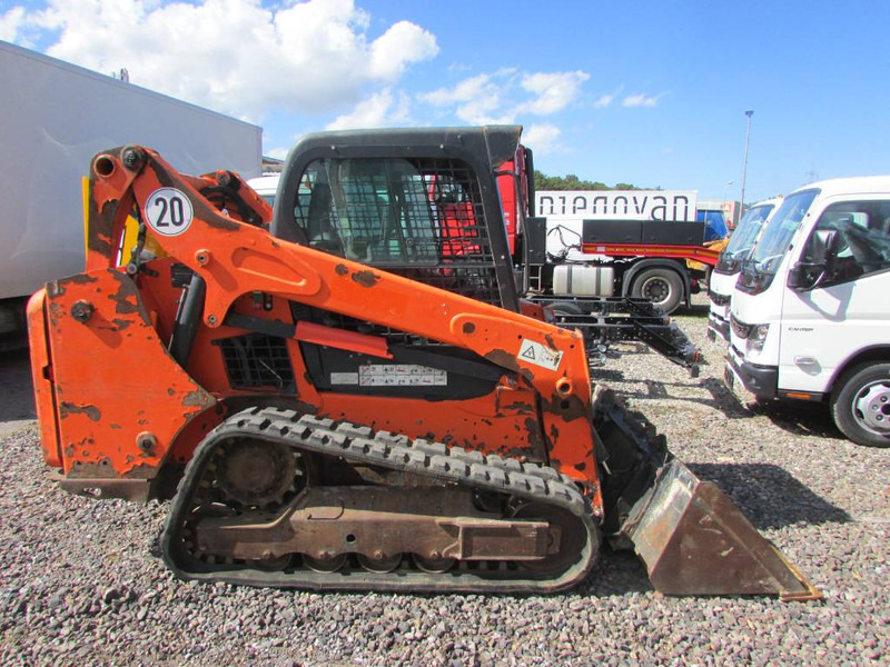 Bobcat T 590 High Flow Kompaktlader 26.000 EUR - Mini pá carregadora: foto 1 Bobcat T 590 High Flow Kompaktlader 26.000 EUR - Mini pá carregadora: foto 1