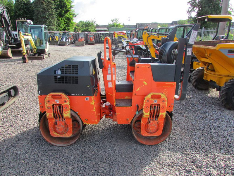 Bomag BW 90 AD-2 Walze / 9.500 EUR - Rolo: foto 1 Bomag BW 90 AD-2 Walze / 9.500 EUR - Rolo: foto 1