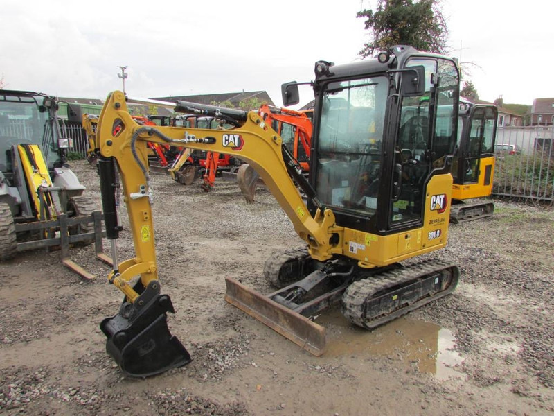 Cat 301.8 Minibagger 24.500 EUR - Mini escavadeira: foto 2 Cat 301.8 Minibagger 24.500 EUR - Mini escavadeira: foto 2