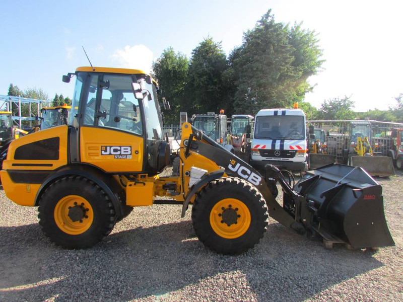JCB 409 Radlader 47.500 EUR - Pá carregadora de rodas: foto 1 JCB 409 Radlader 47.500 EUR - Pá carregadora de rodas: foto 1