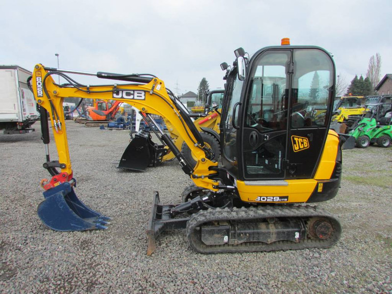 JCB 8029 CTS Minibagger 28.500 EUR 26C-1 8026 8030 - Mini escavadeira: foto 1 JCB 8029 CTS Minibagger 28.500 EUR 26C-1 8026 8030 - Mini escavadeira: foto 1