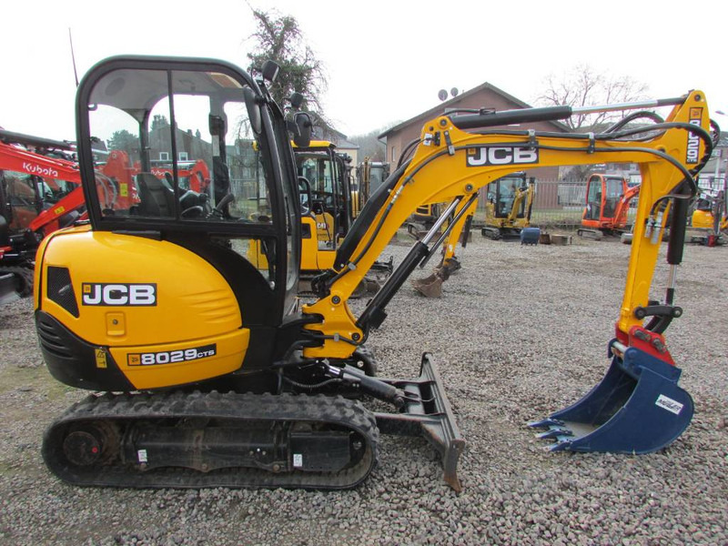 JCB 8029 CTS Minibagger 28.500 EUR 26C-1 8026 8030 - Mini escavadeira: foto 5 JCB 8029 CTS Minibagger 28.500 EUR 26C-1 8026 8030 - Mini escavadeira: foto 5