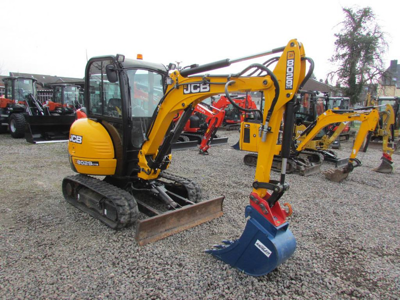 JCB 8029 CTS Minibagger 28.500 EUR 26C-1 8026 8030 - Mini escavadeira: foto 4 JCB 8029 CTS Minibagger 28.500 EUR 26C-1 8026 8030 - Mini escavadeira: foto 4