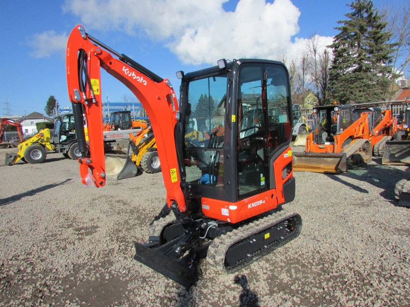 Kubota KX 019-4 HI Minibagger 26.500 EUR - Mini escavadeira: foto 2 Kubota KX 019-4 HI Minibagger 26.500 EUR - Mini escavadeira: foto 2