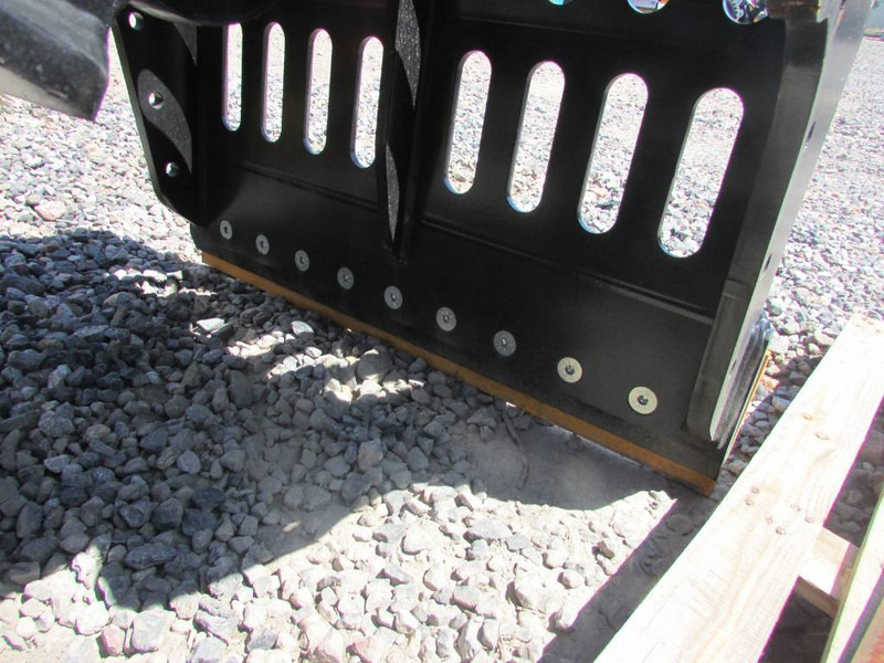 MB CRUSHER G 1000 S4 Sortiergreifer 14.000 EUR - Garra para Máquina de construção: foto 4 MB CRUSHER G 1000 S4 Sortiergreifer 14.000 EUR - Garra para Máquina de construção: foto 4