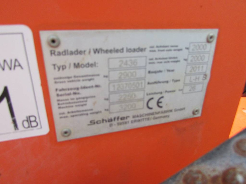 Schäffer 2436 Radlader Hoflader 22.000 EUR netto - Pá carregadora de rodas: foto 4 Schäffer 2436 Radlader Hoflader 22.000 EUR netto - Pá carregadora de rodas: foto 4