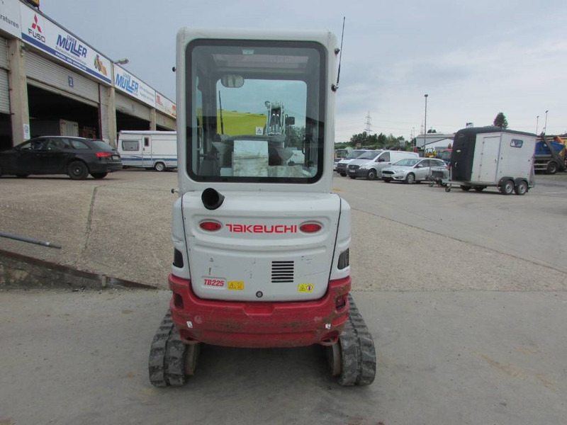 Takeuchi TB225 V3 Minibagger 32.000 EUR net - Mini escavadeira: foto 5 Takeuchi TB225 V3 Minibagger 32.000 EUR net - Mini escavadeira: foto 5