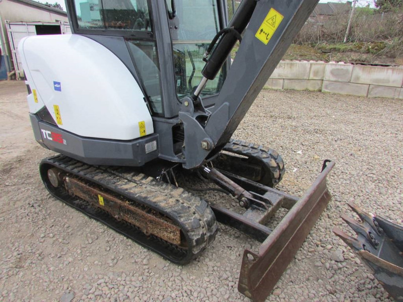Terex TC 35-2 Minibagger 24.500 EUR Top Zustand - Mini escavadeira: foto 3 Terex TC 35-2 Minibagger 24.500 EUR Top Zustand - Mini escavadeira: foto 3