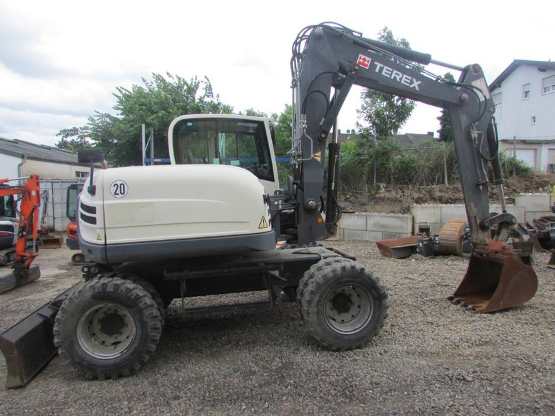 Terex TW 110 Mobilbagger 35.000 EUR - Escavadeira de rodas: foto 1 Terex TW 110 Mobilbagger 35.000 EUR - Escavadeira de rodas: foto 1