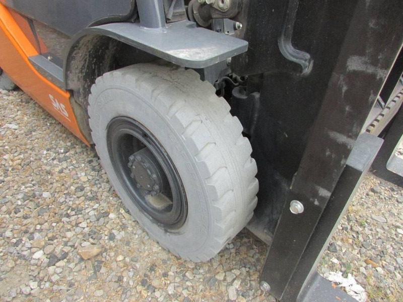 Toyota 02-8 FGF 25 Tonero 25 Gas Stapler 7.500 EUR - Empilhador a gás: foto 4 Toyota 02-8 FGF 25 Tonero 25 Gas Stapler 7.500 EUR - Empilhador a gás: foto 4