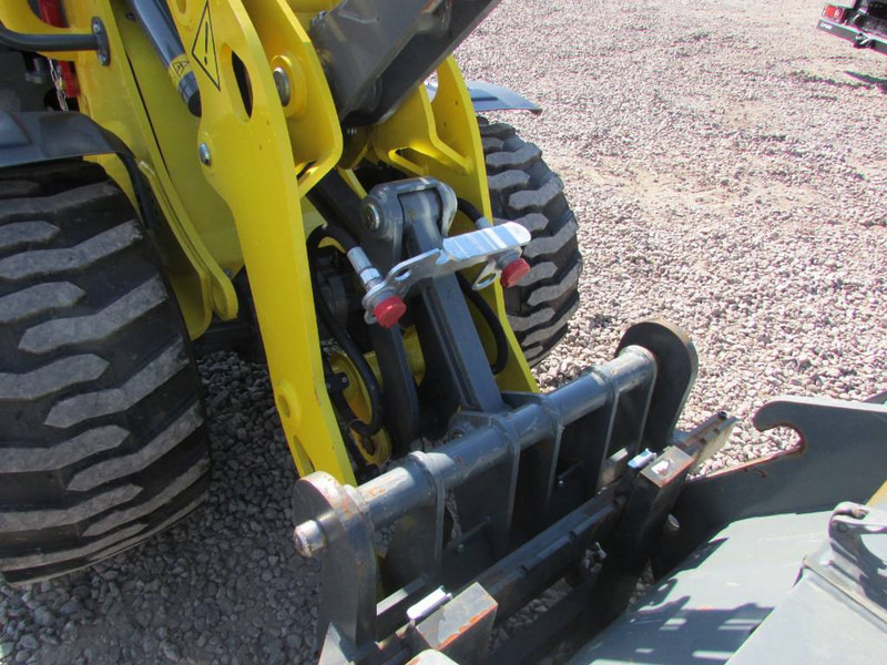 WACKER NEUSON WL 32 Radlader / 39.000 EUR - Pá carregadora de rodas: foto 4 WACKER NEUSON WL 32 Radlader / 39.000 EUR - Pá carregadora de rodas: foto 4