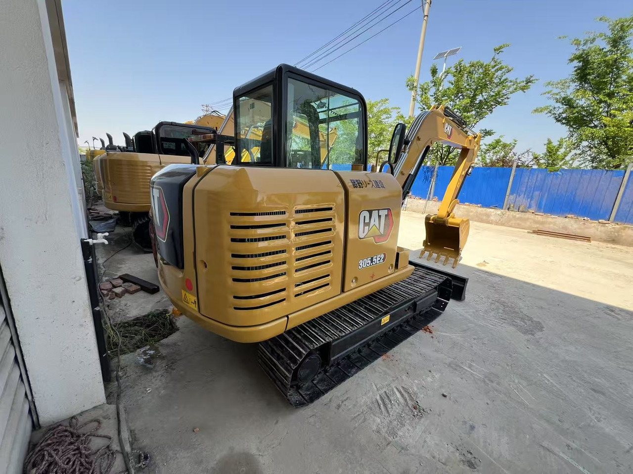 CATERPILLAR 305.5E2 - Mini escavadeira: foto 2 CATERPILLAR 305.5E2 - Mini escavadeira: foto 2