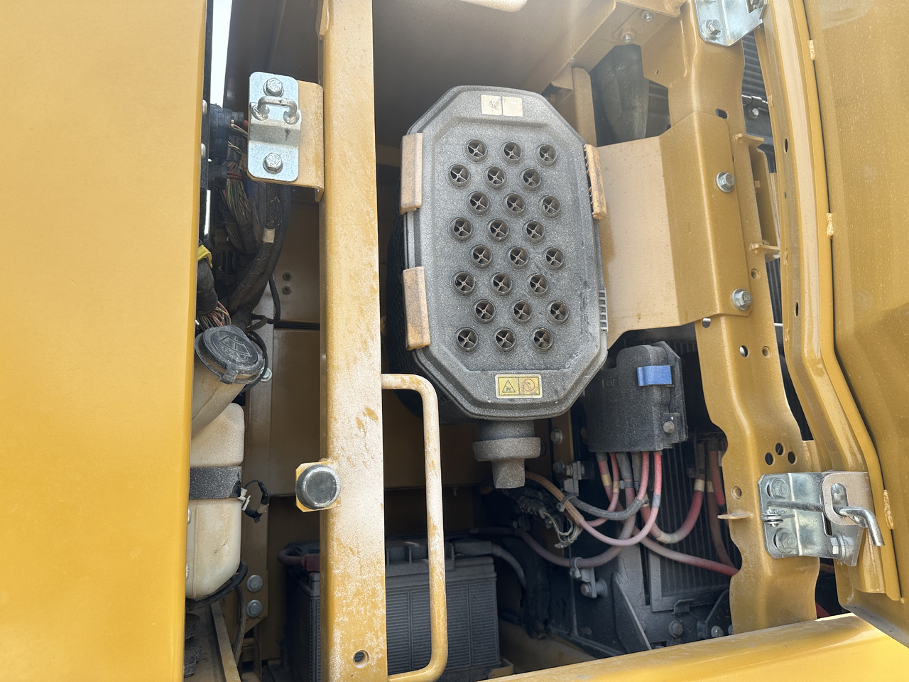 CATERPILLAR 330GC - Escavadora de rastos: foto 5 CATERPILLAR 330GC - Escavadora de rastos: foto 5