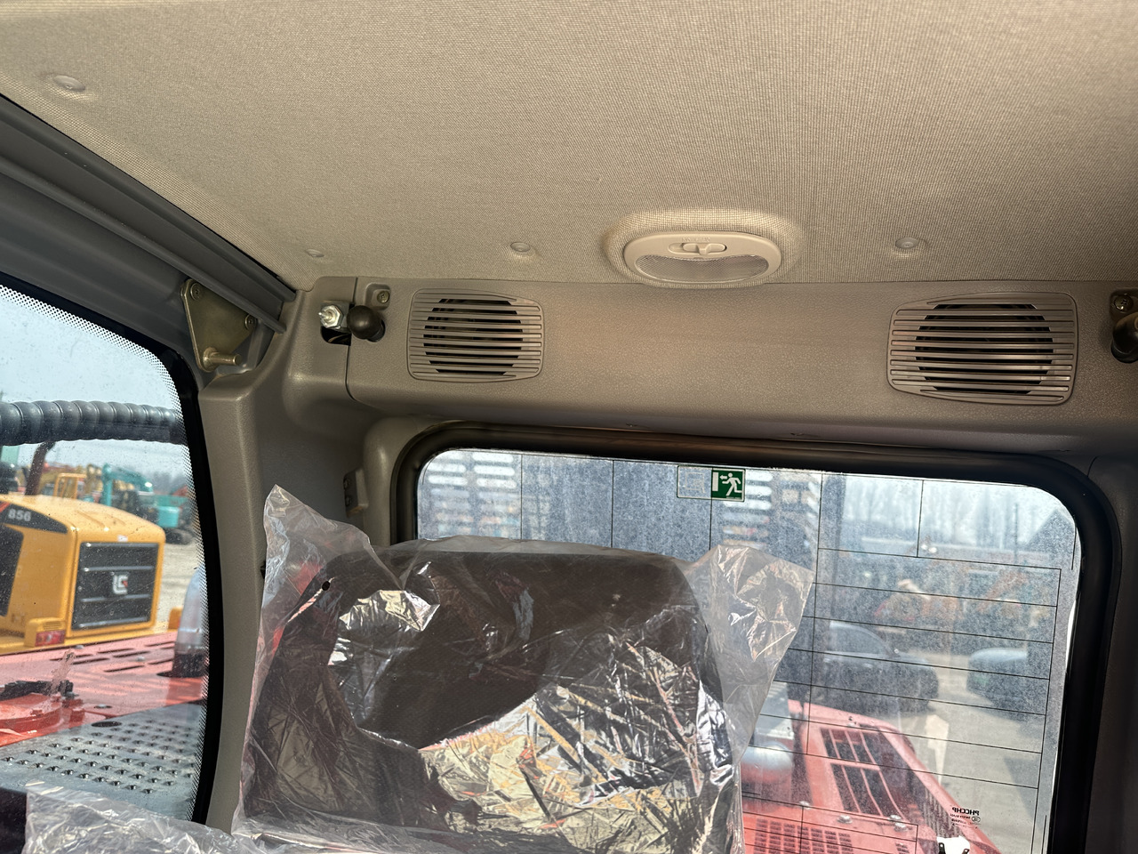 Escavadora de rastos DOOSAN DX225LC-9C: foto 12