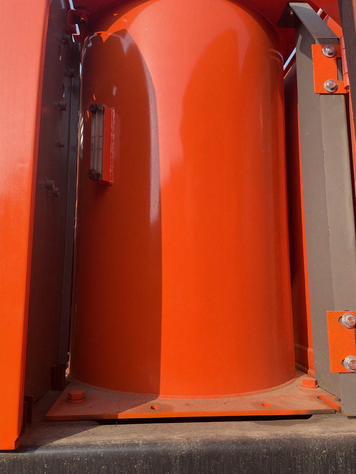 Escavadora de rastos HITACHI ZX210: foto 7