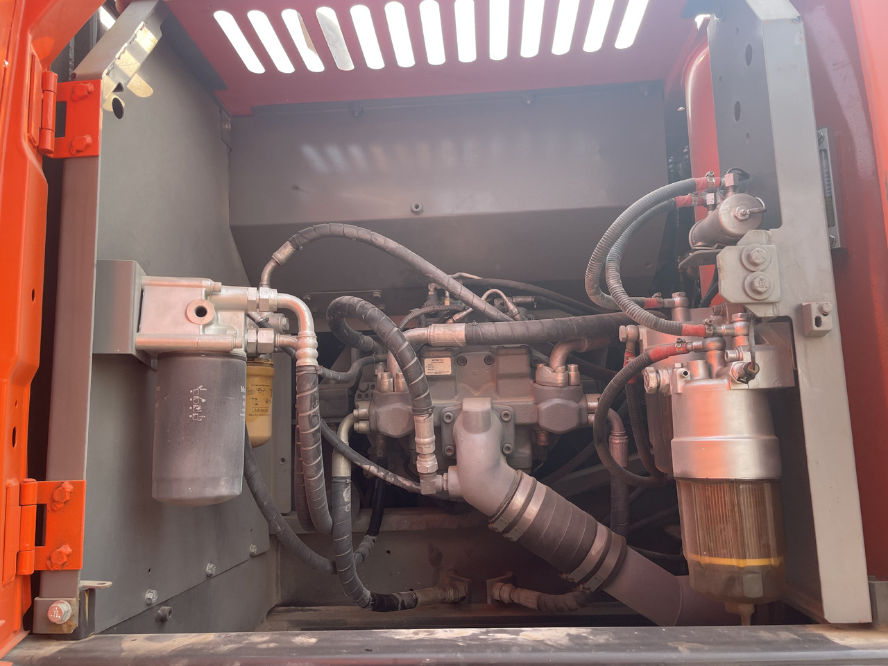 Escavadora de rastos HITACHI ZX240: foto 8