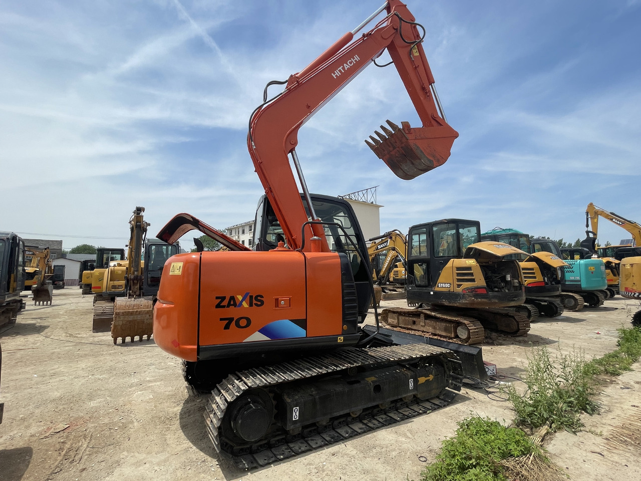 Hitachi ZX 70 - Escavadora de rastos: foto 1 Hitachi ZX 70 - Escavadora de rastos: foto 1