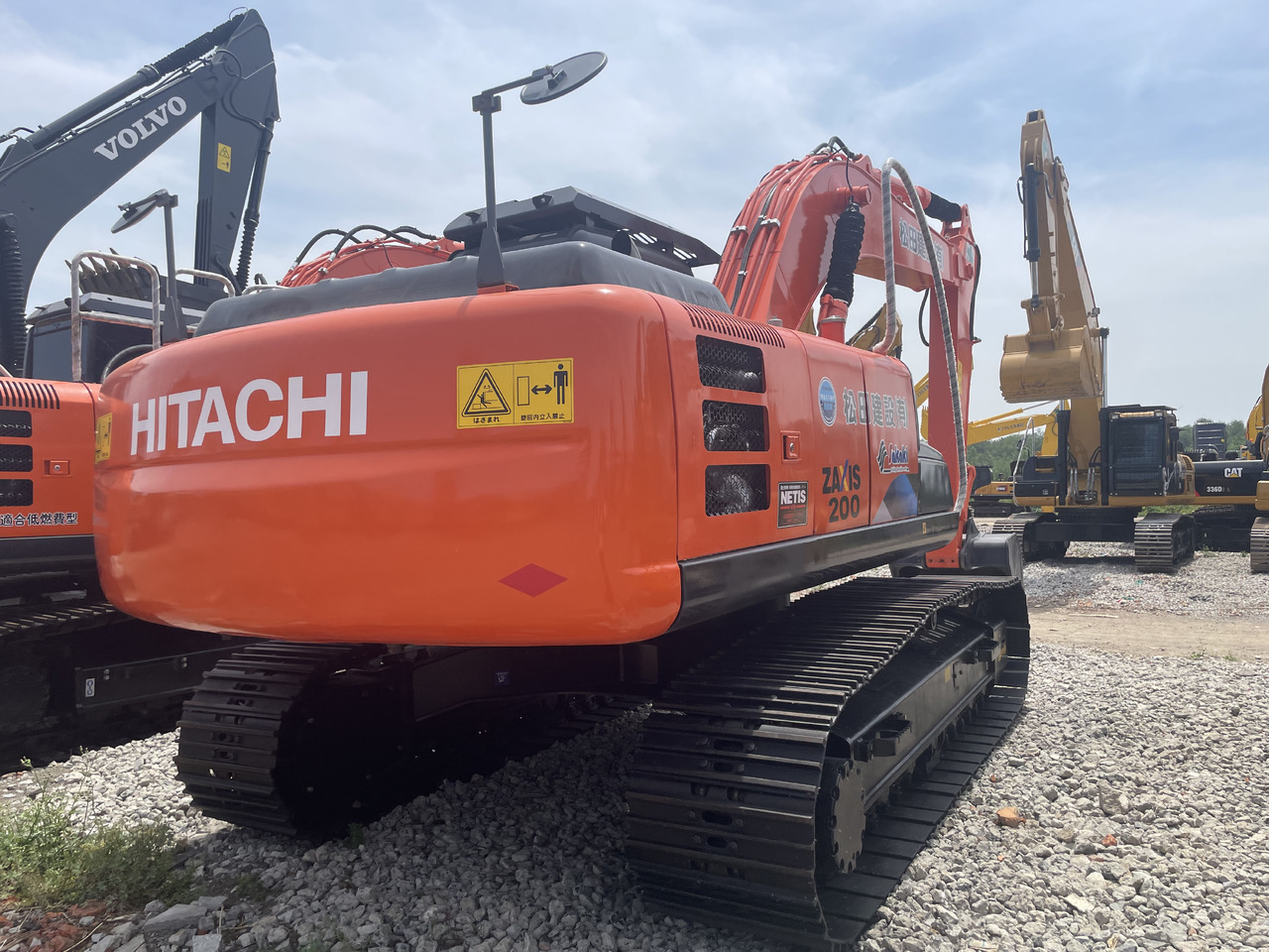 Hitachi ZX200 - Escavadora de rastos: foto 2 Hitachi ZX200 - Escavadora de rastos: foto 2