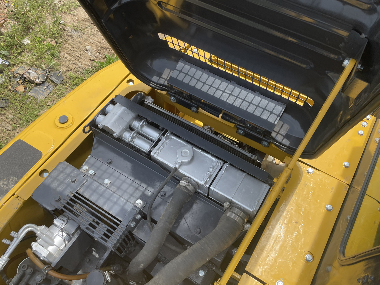 KOMATSU PC 130-7 - Mini escavadeira: foto 5 KOMATSU PC 130-7 - Mini escavadeira: foto 5