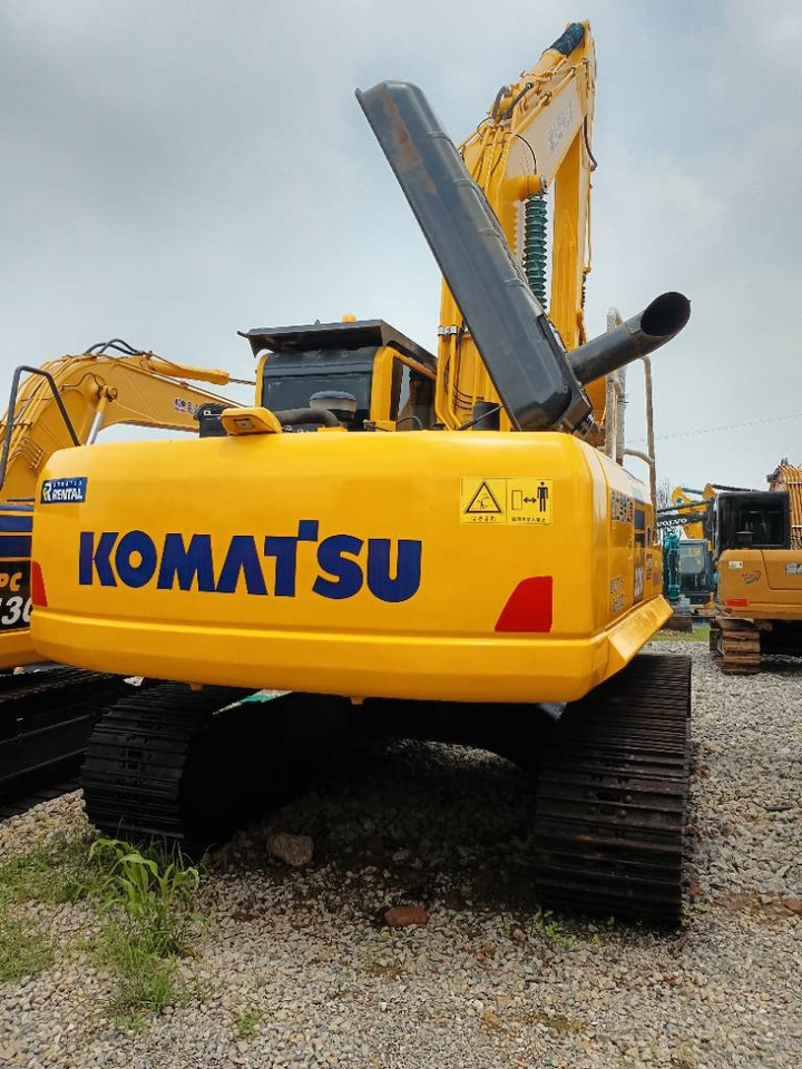 KOMATSU PC 220-8 - Escavadora de rastos: foto 4 KOMATSU PC 220-8 - Escavadora de rastos: foto 4