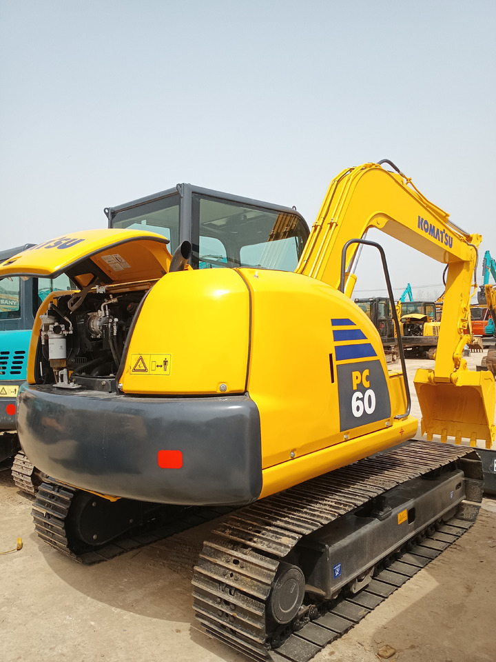 KOMATSU PC60-8 - Escavadora de rastos: foto 4 KOMATSU PC60-8 - Escavadora de rastos: foto 4