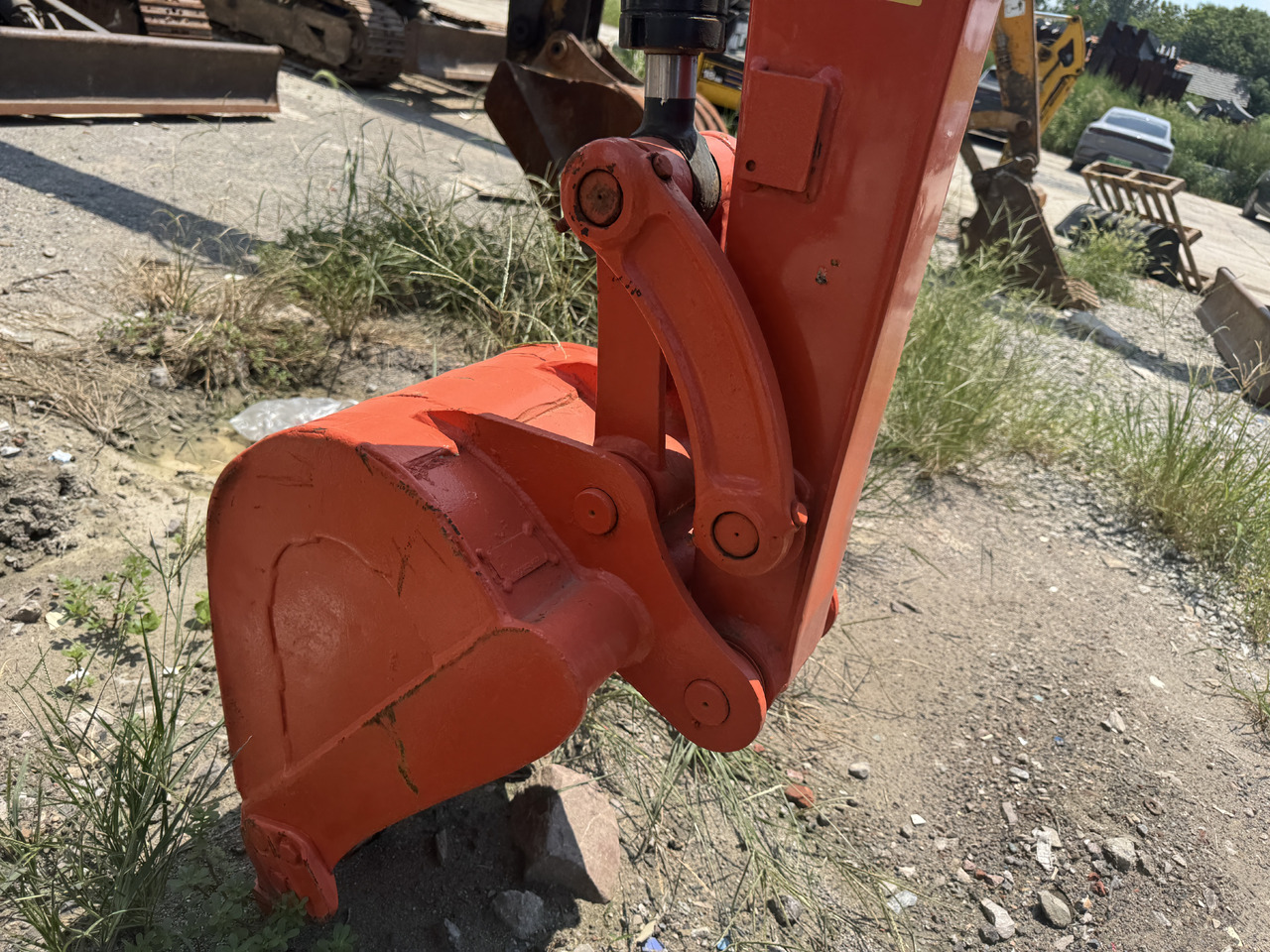 KUBOTA U35-5 - Mini escavadeira: foto 4 KUBOTA U35-5 - Mini escavadeira: foto 4