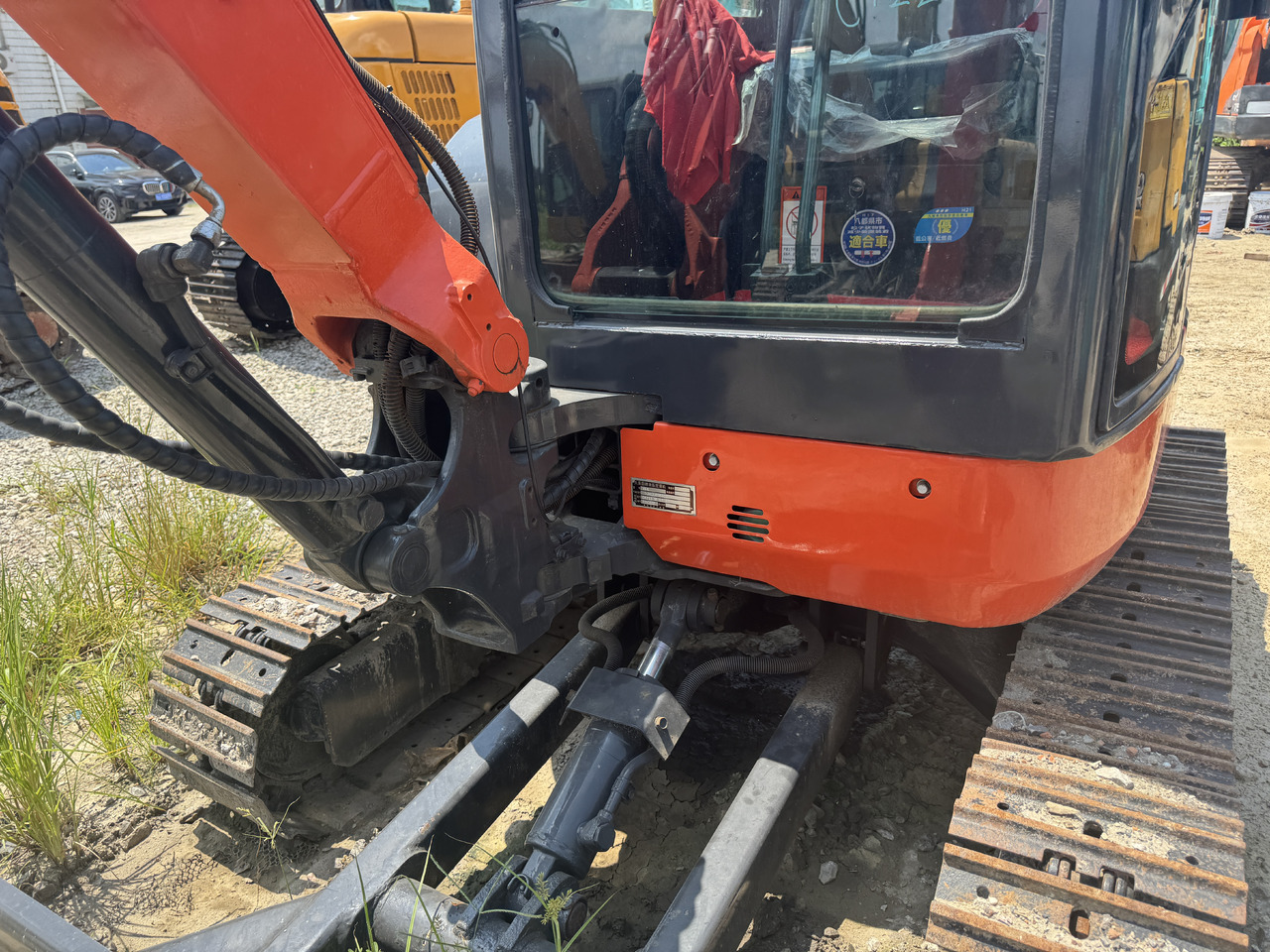 KUBOTA U35-5 - Mini escavadeira: foto 3 KUBOTA U35-5 - Mini escavadeira: foto 3