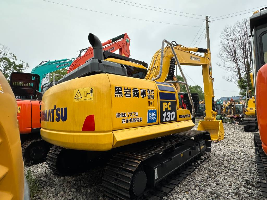 Mini escavadeira Komatsu PC 130: foto 7 Mini escavadeira Komatsu PC 130: foto 7