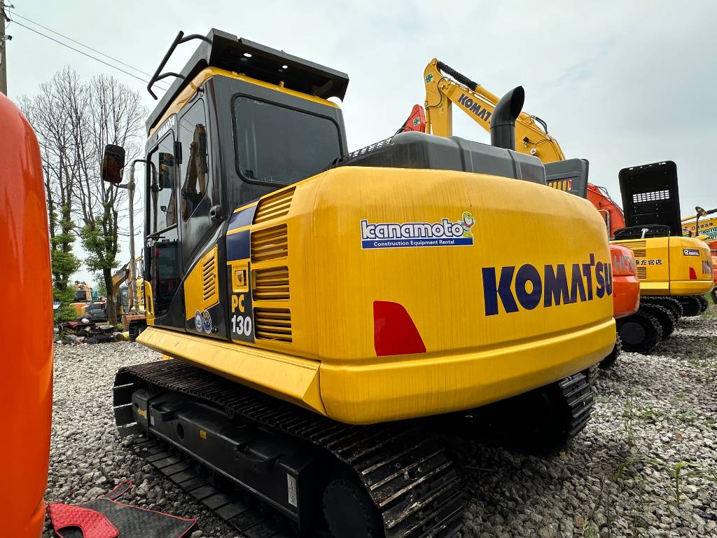 Mini escavadeira Komatsu PC 130: foto 8 Mini escavadeira Komatsu PC 130: foto 8