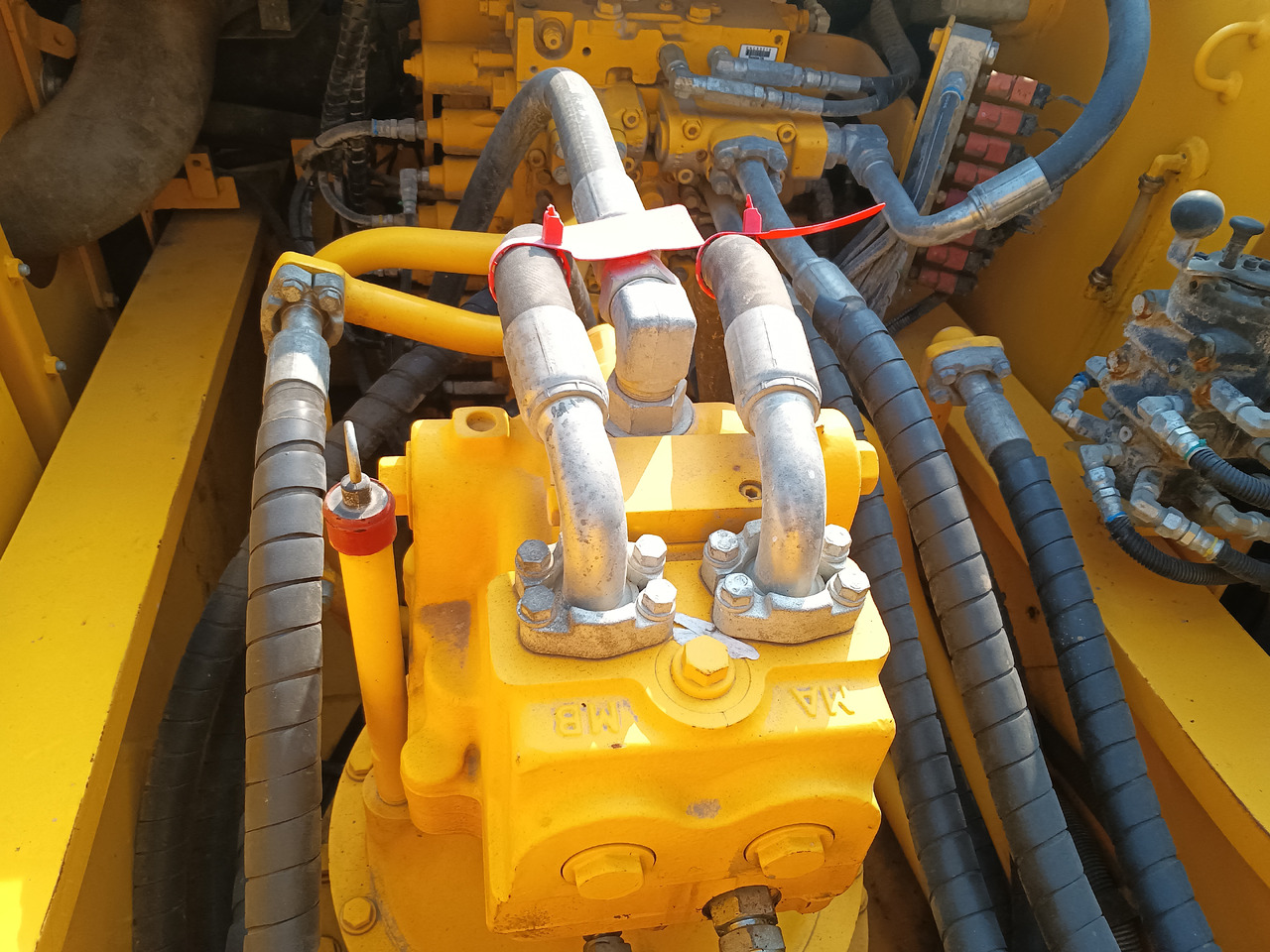 Escavadora de rastos Komatsu PC 350-7: foto 7