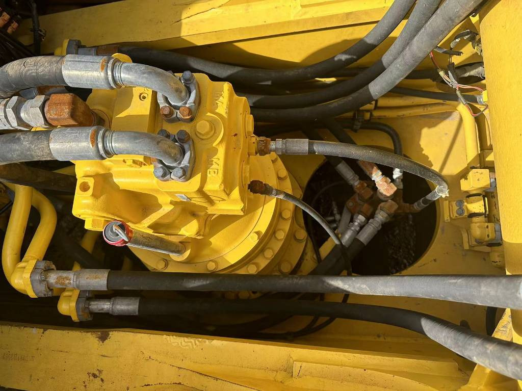 Escavadora de rastos Komatsu PC 400-8: foto 8