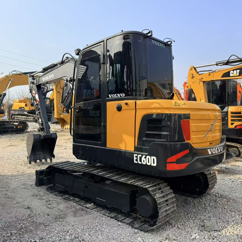 VOLVO EC60D - Escavadora de rastos: foto 1 VOLVO EC60D - Escavadora de rastos: foto 1