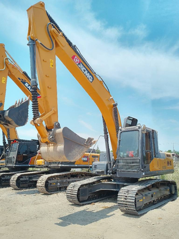 XCMG XE215DA - Escavadora de rastos: foto 2 XCMG XE215DA - Escavadora de rastos: foto 2