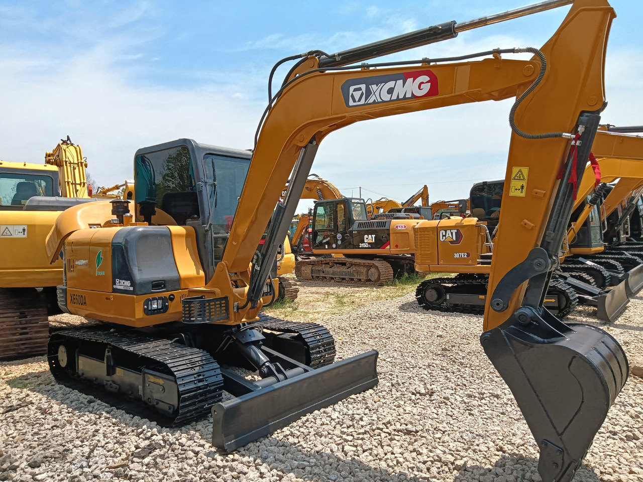 XCMG XE60DA - Escavadora de rastos: foto 2 XCMG XE60DA - Escavadora de rastos: foto 2