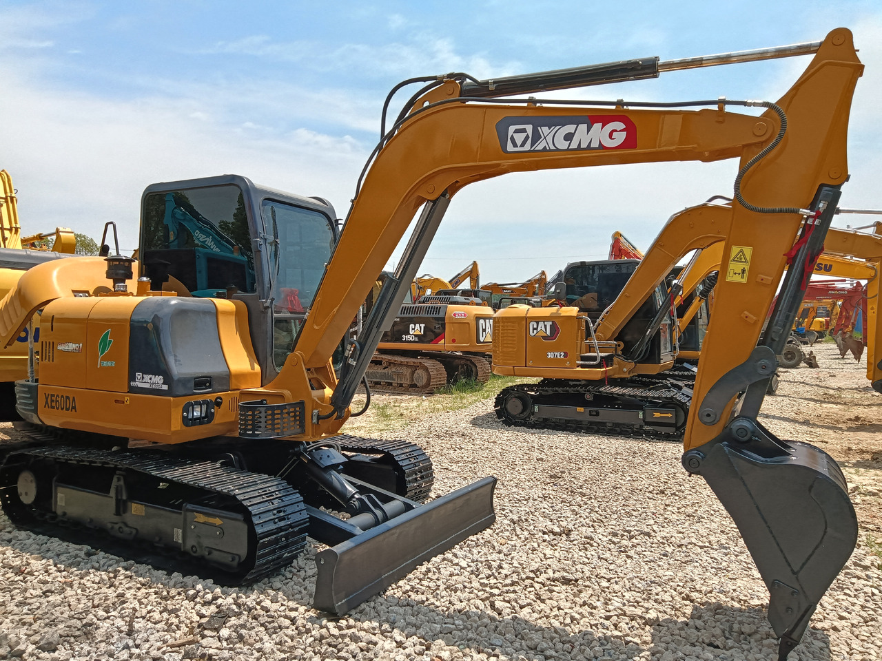 XCMG XE60DA - Escavadora de rastos: foto 3 XCMG XE60DA - Escavadora de rastos: foto 3