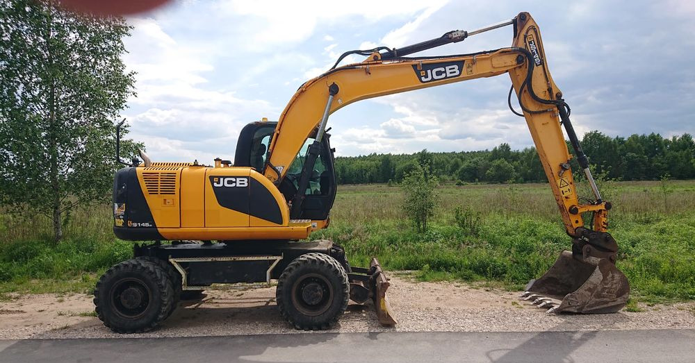 JCB - Escavadeira de rodas: foto 1 JCB - Escavadeira de rodas: foto 1