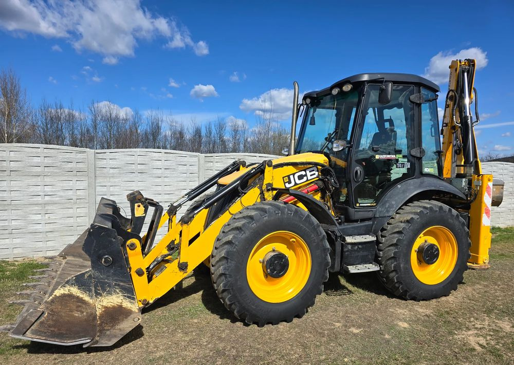 JCB - Retroescavadeira: foto 1 JCB - Retroescavadeira: foto 1