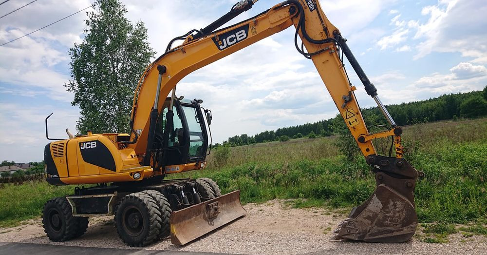 JCB - Escavadeira de rodas: foto 2 JCB - Escavadeira de rodas: foto 2