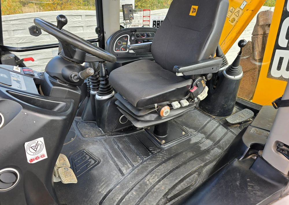 JCB - Retroescavadeira: foto 3 JCB - Retroescavadeira: foto 3