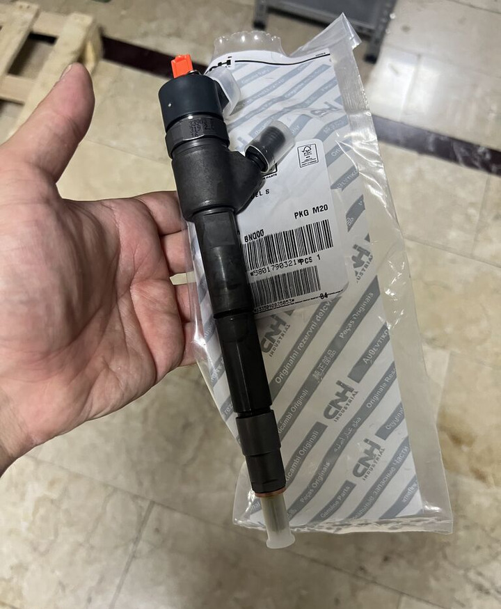 Bosch 2023 0445110656 Bosch 208-2023 - Injector para Camião: foto 2 Bosch 2023 0445110656 Bosch 208-2023 - Injector para Camião: foto 2