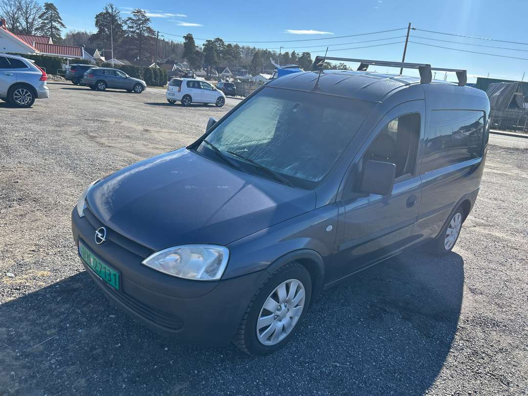 Automóvel 2005 Varebil OPEL COMBO CDTI EU-godkjent: foto 1