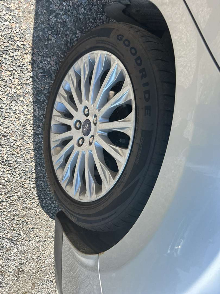 Carrinha 2013 PersonbilFORD FOCUS Automat diesel.: foto 19 Carrinha 2013 PersonbilFORD FOCUS Automat diesel.: foto 19