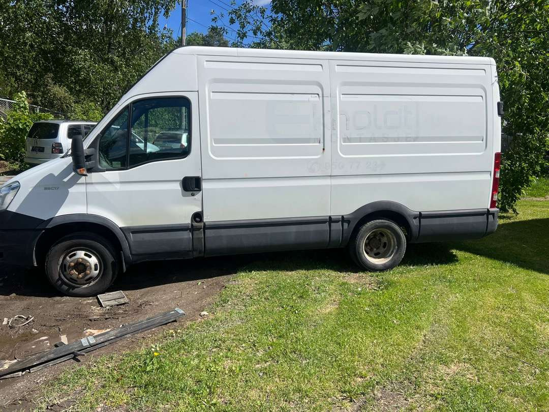 2014 Iveco Daily varebil//Grønne skilt//EU-GODKJENT - Furgão: foto 5 2014 Iveco Daily varebil//Grønne skilt//EU-GODKJENT - Furgão: foto 5