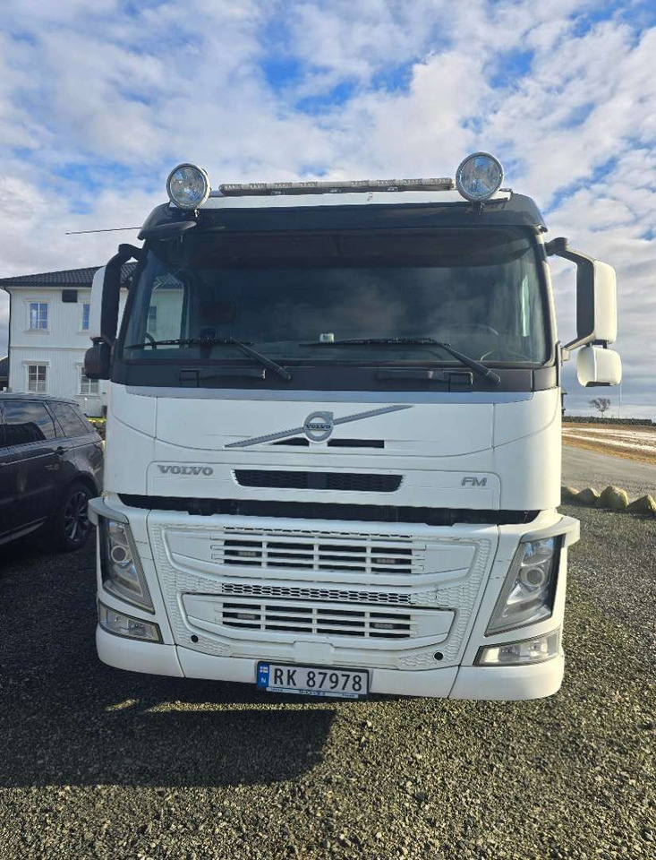 2015 Volvo FM 370 EU-GODKJENT - Acabadora: foto 1 2015 Volvo FM 370 EU-GODKJENT - Acabadora: foto 1