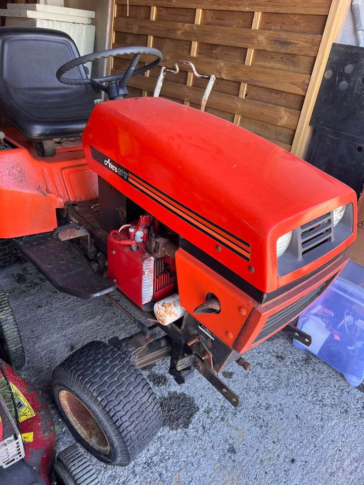 Ariens GT 17 Sitteklipper med kraftuttak (rep.-objekt) - Cortador de grama: foto 2 Ariens GT 17 Sitteklipper med kraftuttak (rep.-objekt) - Cortador de grama: foto 2