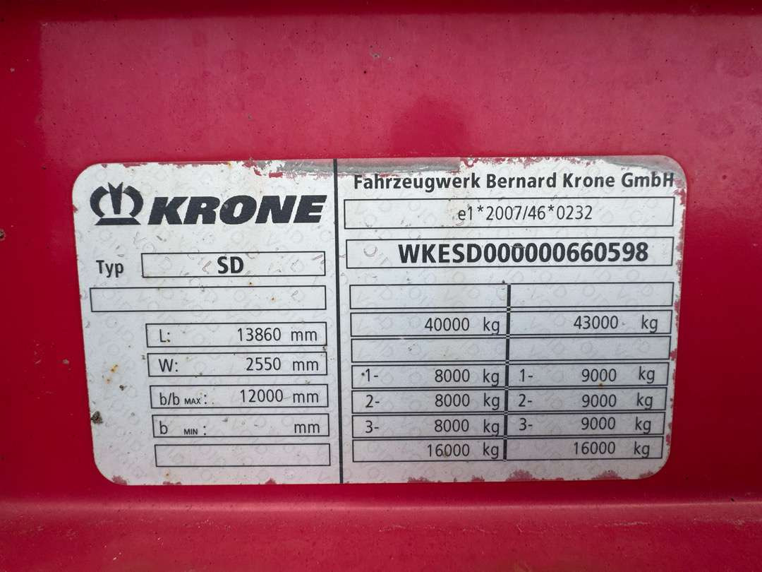 2015 KRONE Profi Line / MEGA / Curtain / Lifting roof - Máquina de outro: foto 5 2015 KRONE Profi Line / MEGA / Curtain / Lifting roof - Máquina de outro: foto 5