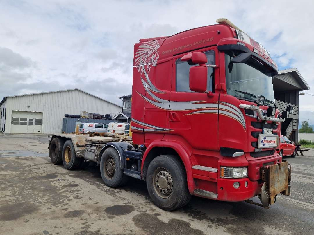 Scania R580 Brøytebil med sideplog og hydraulisk saltsystem - Camião polibenne: foto 3 Scania R580 Brøytebil med sideplog og hydraulisk saltsystem - Camião polibenne: foto 3