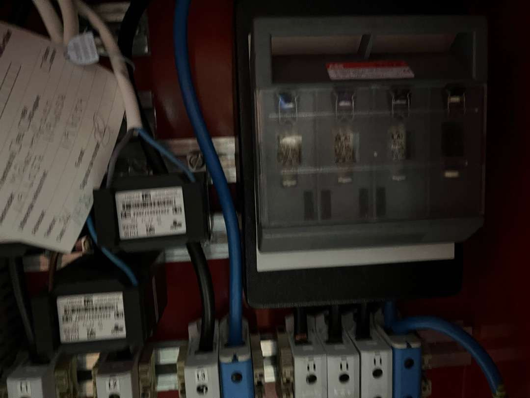 Strømskap fra Holte 400v (Ingen minstepris) - Ferramenta/ Equipamento: foto 3 Strømskap fra Holte 400v (Ingen minstepris) - Ferramenta/ Equipamento: foto 3