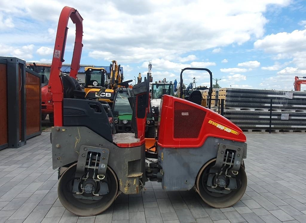 Bomag BW 100 AD-5 - Compactador de asfalto: foto 2 Bomag BW 100 AD-5 - Compactador de asfalto: foto 2