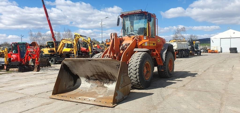 Volvo L 90 E - Pá carregadora de rodas: foto 1 Volvo L 90 E - Pá carregadora de rodas: foto 1